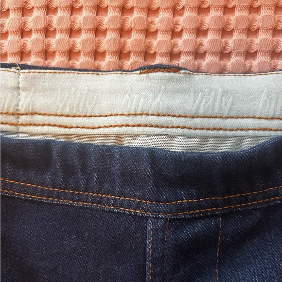 Yitty Jeggings - Picture 3 of 3